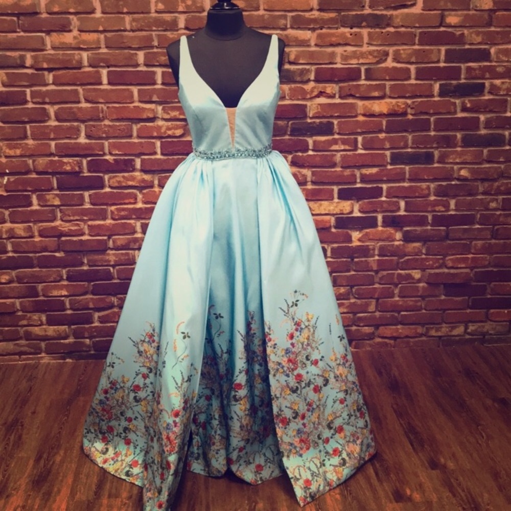 Sherri Hill Prom Dress